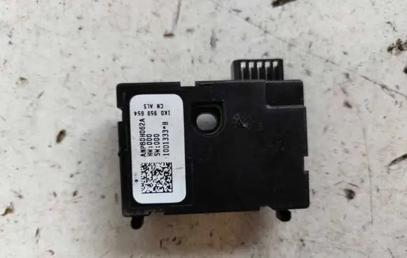 Volkswagen PASSAT B7 Steering angle sensor 1K0959654
