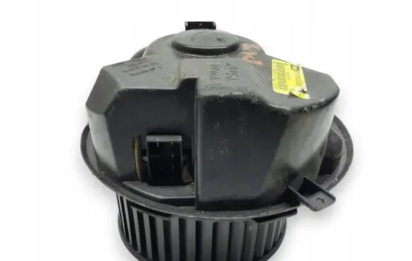 Audi A3 S3 8P Heater fan/blower 1K1820015