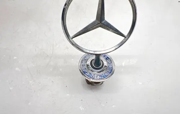 Mercedes-Benz E W211 Glow plug pre-heat relay 0285454032