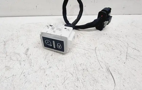 Opel Mokka B Other switches/knobs/shifts 9826320877 98263208ZD