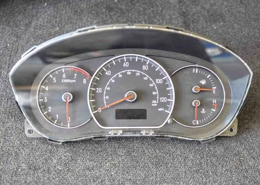 Suzuki SX4 Speedometer (instrument cluster)