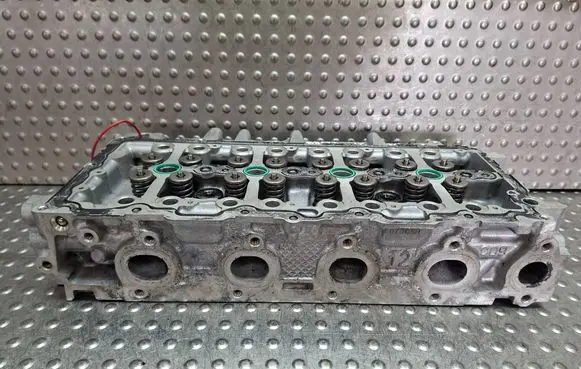 Peugeot 3008 II Engine head S27635672 9812313410