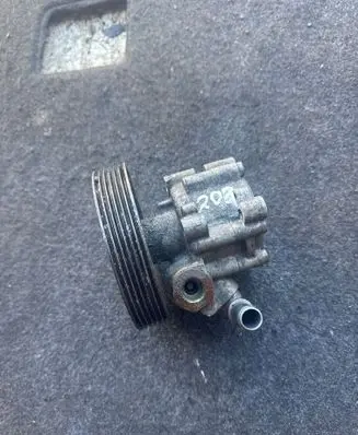 Citroen C5 Power steering pump 9636086680