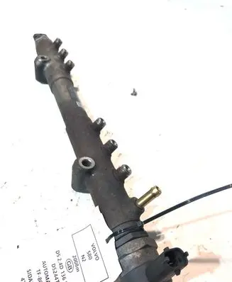 Volvo S80 Fuel main line pipe 31259011 0445215023 025718L5