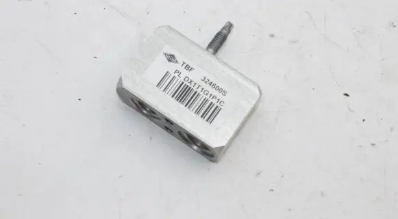 Volvo XC40 Air conditioning (A/C) expansion valve TBF324600S 324600S