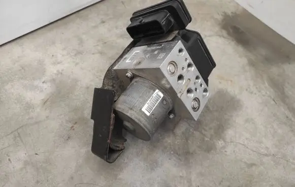 Dodge Durango III ABS Pump 68306177AD