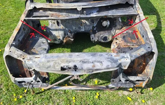 Volkswagen Amarok Radiator support slam panel