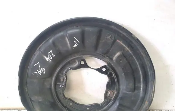 Mercedes-Benz C W204 Rear brake disc plate dust cover 71468151L