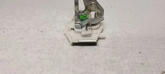 Mitsubishi Outlander Tailgate/trunk/boot lock/catch/latch