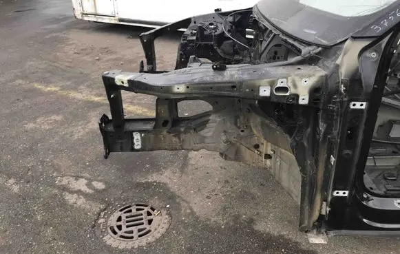 Audi e-tron Front quarter panel 