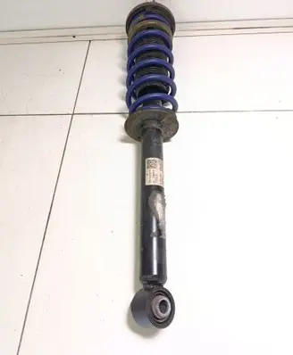 BMW 5 G30 G31 Front shock absorber with coil spring 686662005 14678612