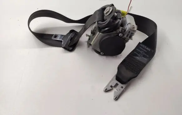 Nissan Qashqai Front seatbelt