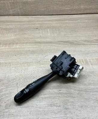 Toyota Corolla E120 E130 Indicator stalk 173681