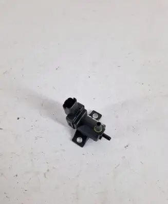 Peugeot 3008 I Turbo solenoid valve 9665558580