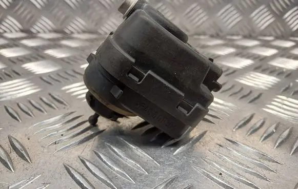 Peugeot 607 Headlight level adjustment motor 