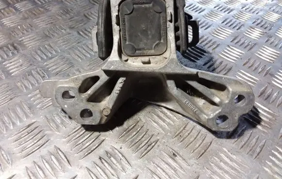 Peugeot 407 Engine mount bracket 326B95