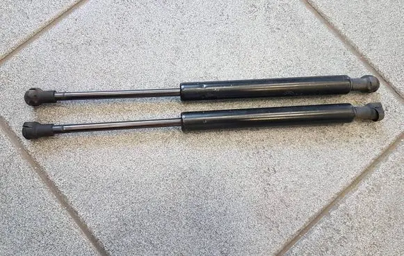 BMW 5 E60 E61 Front bonnet/hood damper/strut 3409100001