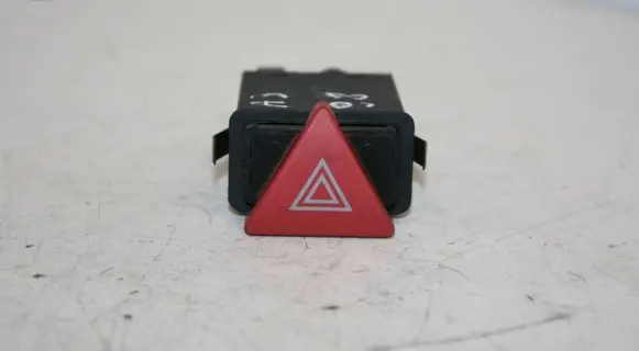 Audi A3 S3 8P Hazard light switch 8L0941509F