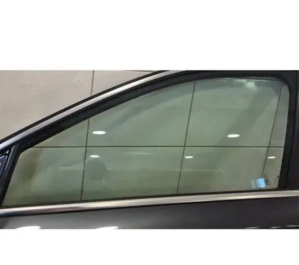Hyundai i30 Front door window glass four-door 