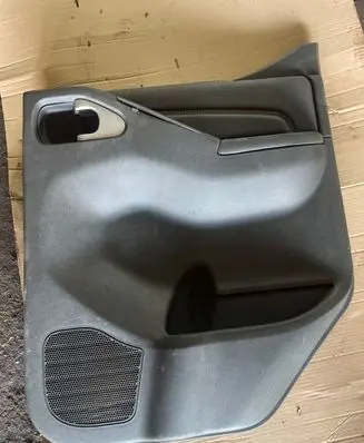 Nissan Navara Rear door card panel trim 829005X61D 1062694