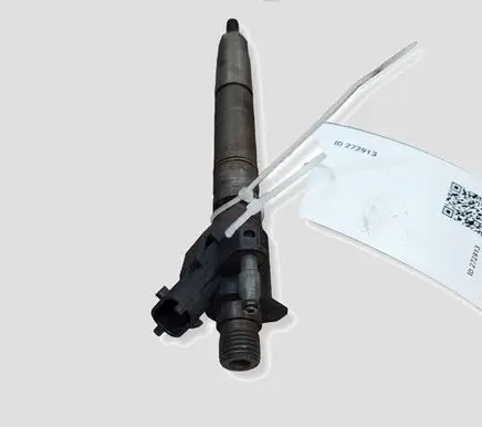 Volvo V60 Fuel injector 31303238 04451411240
