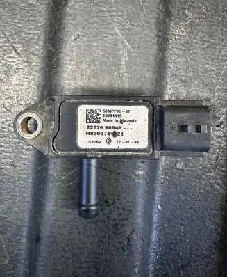Infiniti FX Exhaust gas pressure sensor 227709604R 53MPP01 15894415