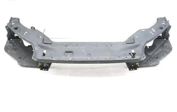 Volvo V70 Front bodywork piece 