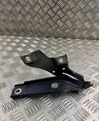 Volkswagen PASSAT B8 Engine bonnet/hood hinges 3G0823302