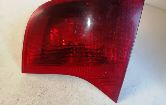 Audi A4 S4 B7 8E 8H Tailgate rear/tail lights 8E5945094