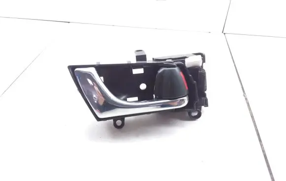 Subaru Legacy Front door interior handle