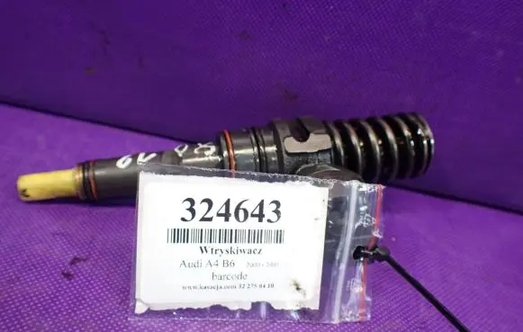 Audi A4 S4 B6 8E 8H Fuel injector 038130073AN