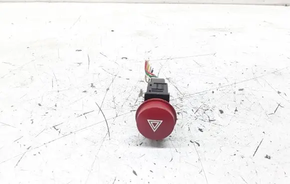 Hyundai Getz Hazard light switch