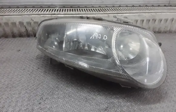 Alfa Romeo 147 Headlight/headlamp