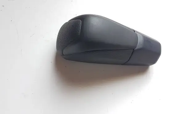 Subaru Crosstrek III Gear lever shifter trim leather/knob
