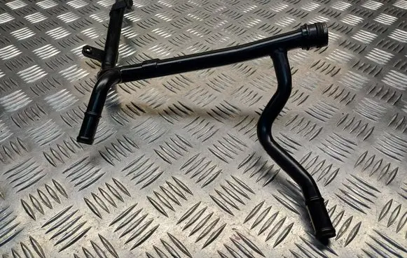 Volkswagen Touran I Engine coolant pipe/hose 03G121065H