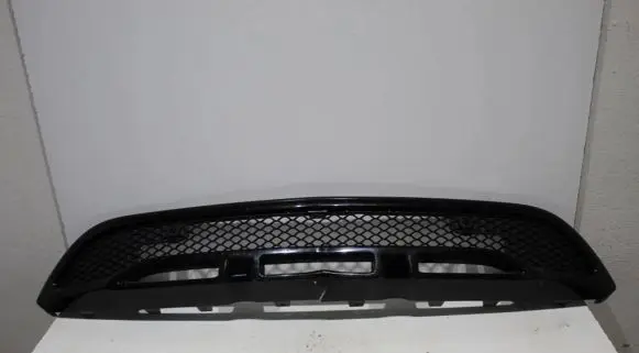 Mercedes-Benz GLA W156 Front bumper lower grill A1568804200