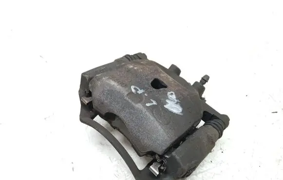 Mazda 3 III Front brake caliper