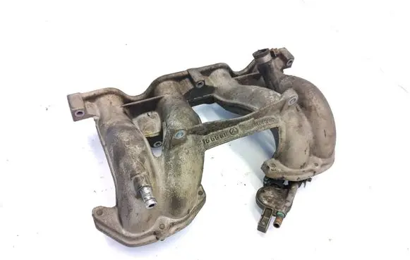 BMW 3 E30 Intake manifold 1709795