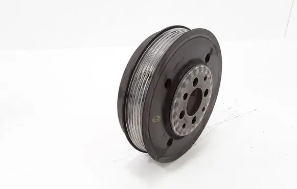 Volkswagen Golf IV Crankshaft pulley