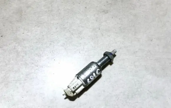 Lexus IS 220D-250-350 Brake pedal sensor switch