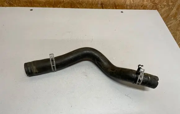 Ford Fiesta Engine coolant pipe/hose C1B18B274AC