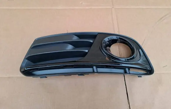 Audi Q5 SQ5 Front bumper lower grill 8R0807681M