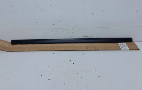 Mercedes-Benz G W463 2nd Gen Fender trim (molding) A4636983700