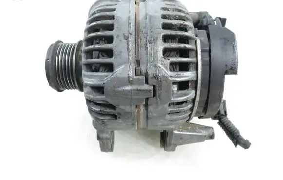 Volkswagen Sharan Generator/alternator 06F903023J