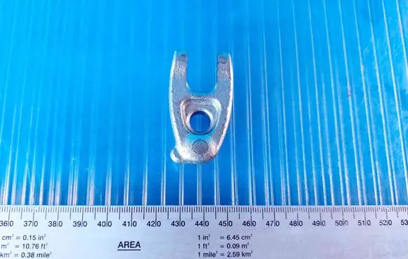 Renault Clio IV Fuel Injector clamp holder