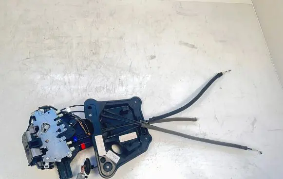 Chrysler Pacifica Sliding door lock 68234565AD