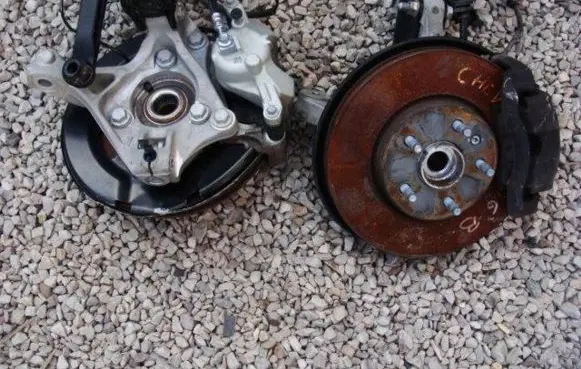 Opel Astra J Front wheel hub spindle knuckle