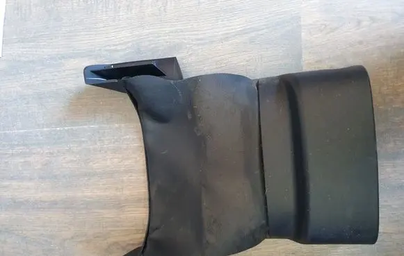 Steering wheel column trim