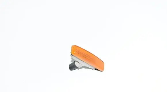 BMW 5 E39 Front fender indicator light 8360589