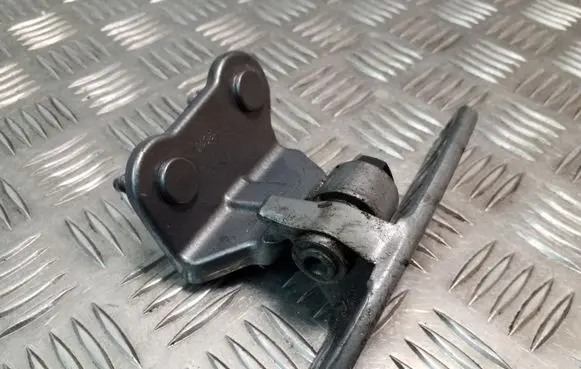 Mercedes-Benz E W212 Rear door upper hinge
